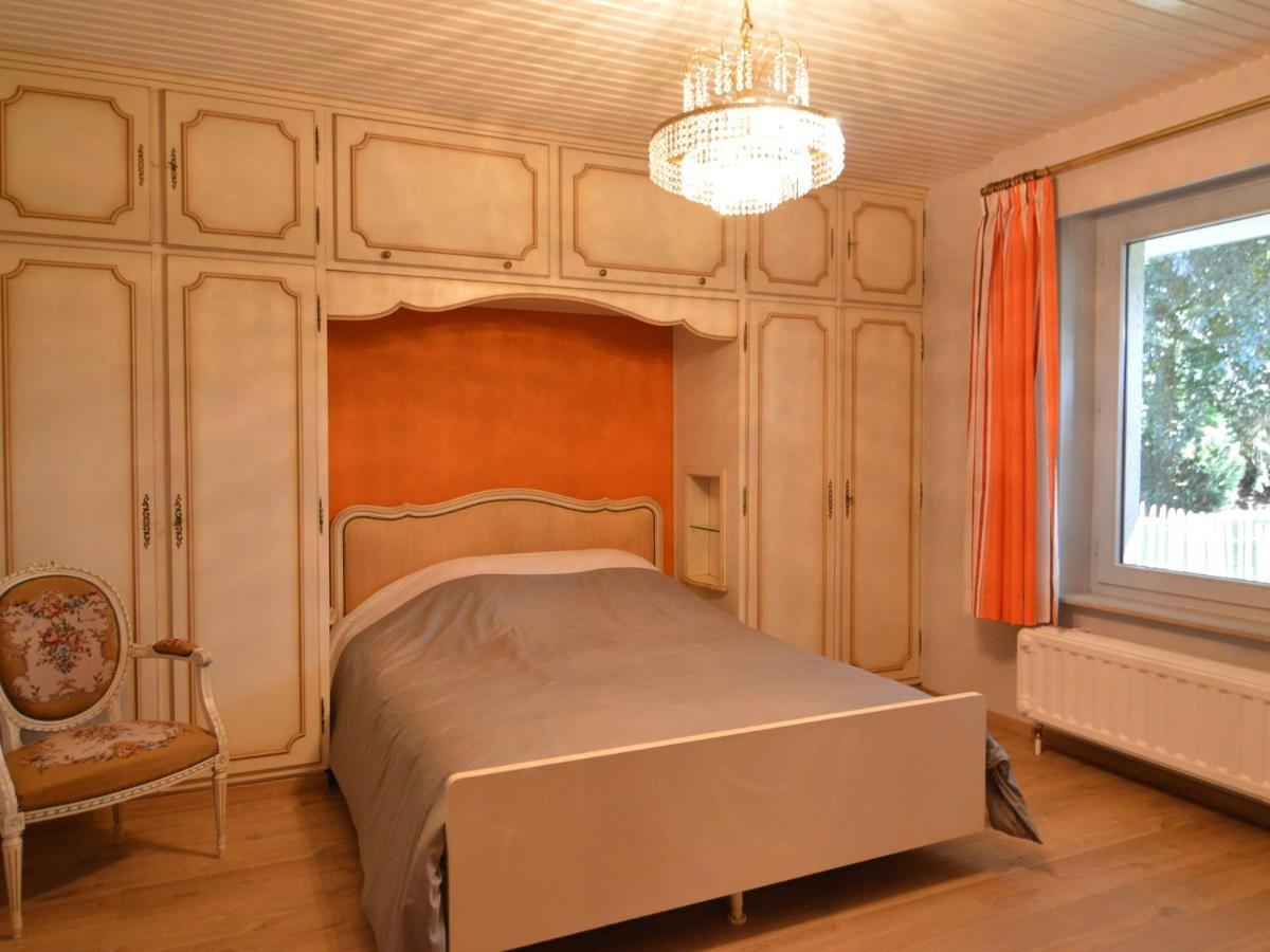 Elegant Villa In Stavelot With Fitness Playroom מראה חיצוני תמונה