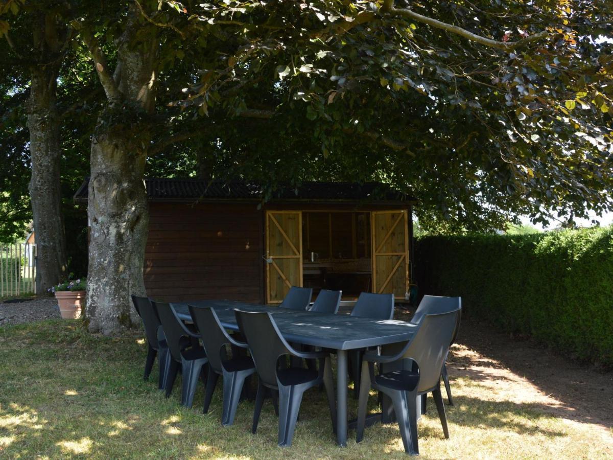 Elegant Villa In Stavelot With Fitness Playroom מראה חיצוני תמונה