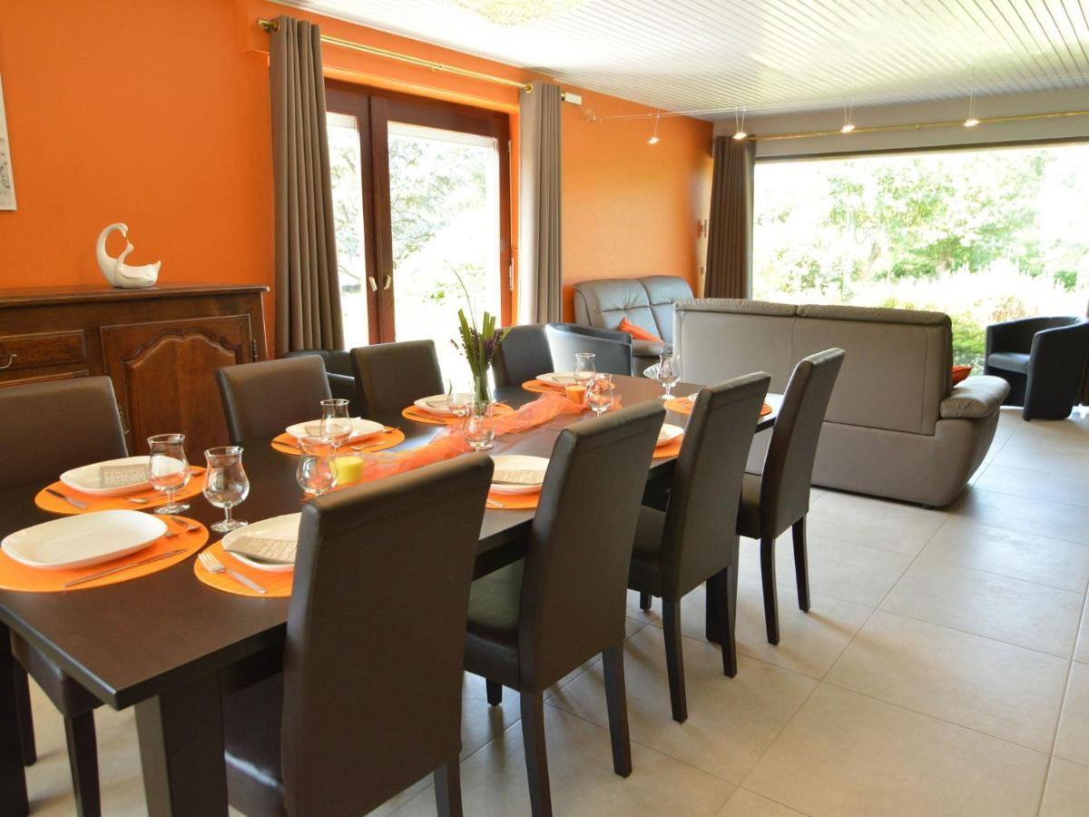 Elegant Villa In Stavelot With Fitness Playroom מראה חיצוני תמונה